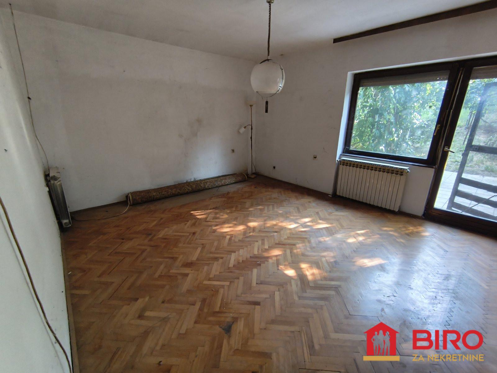 kuća - NOVI SAD - PETROVARADIN - 3000881