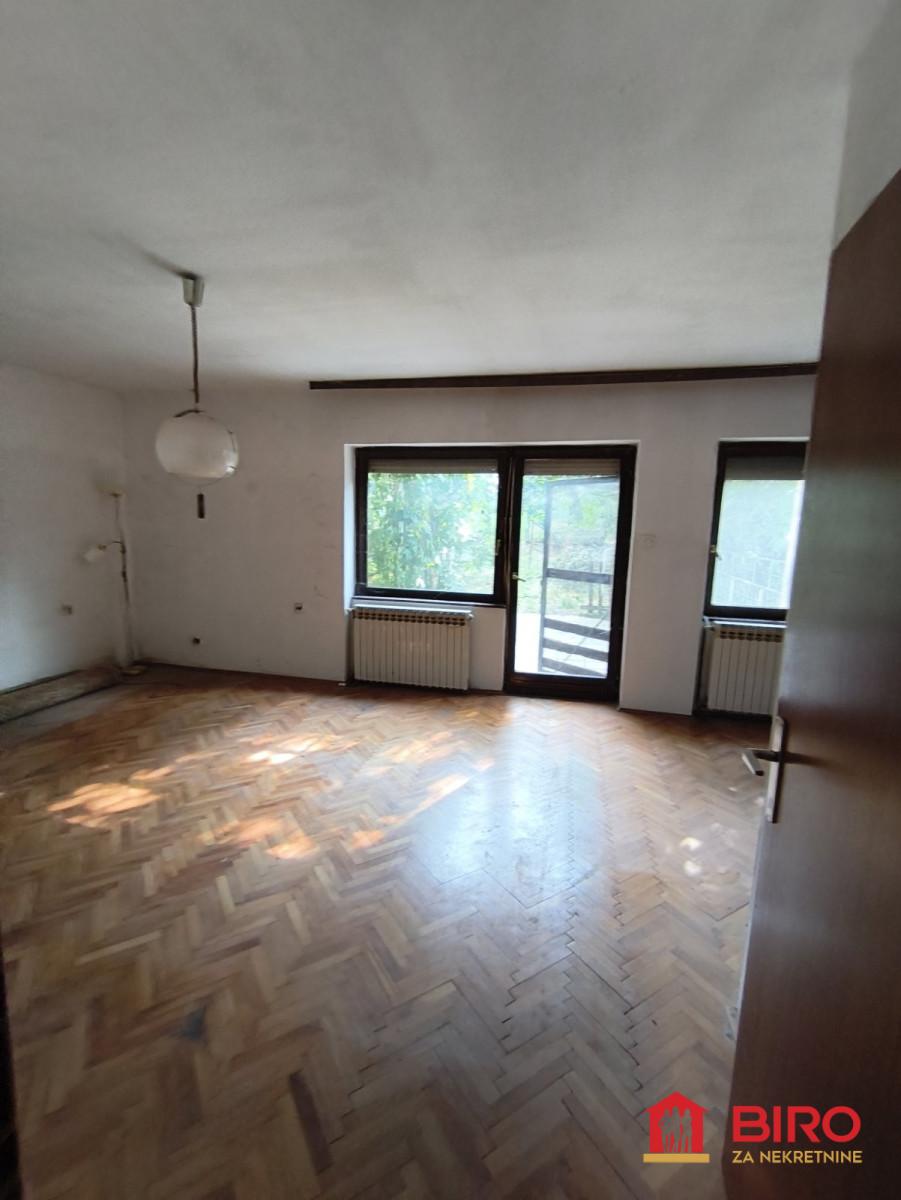 kuća - NOVI SAD - PETROVARADIN - 3000881