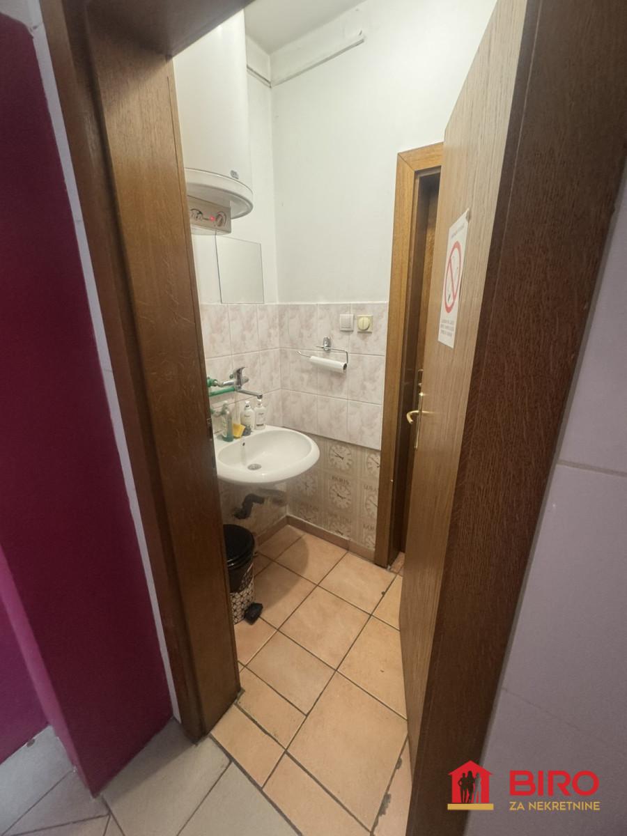 lokal - NOVI SAD - CENTAR - 8000194