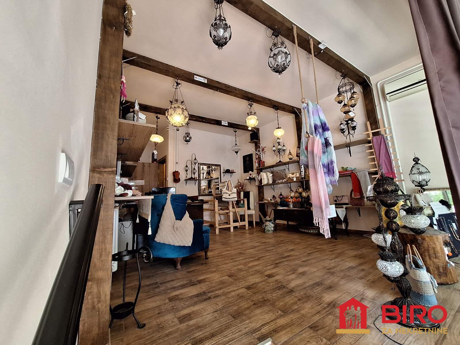 lokal - NOVI SAD - BULEVAR - 8000195