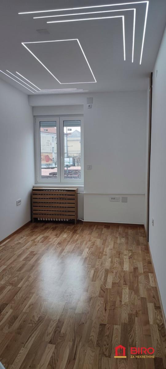 stan NOVI SAD - CENTAR - 1011518