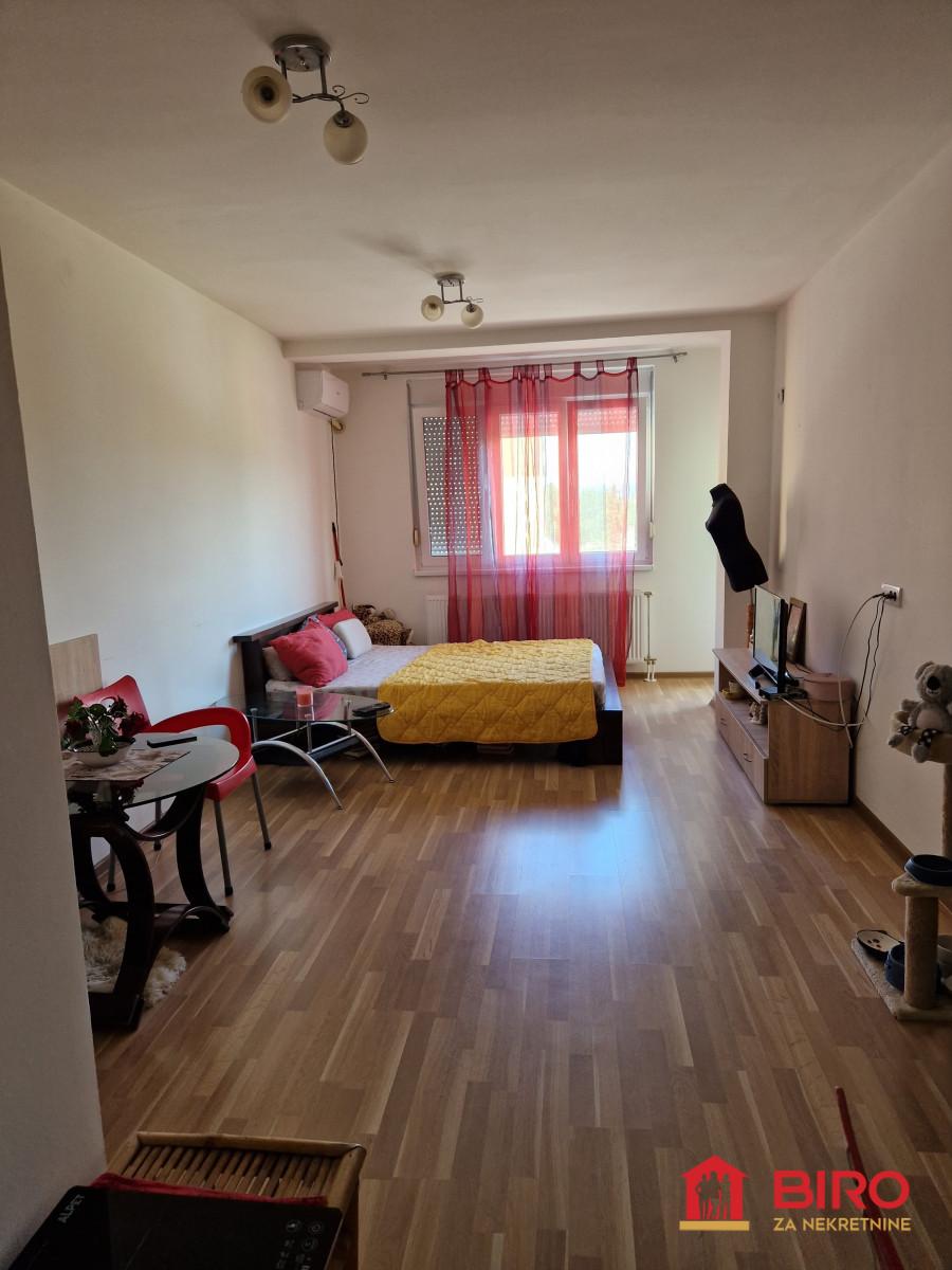stan RUMA - CENTAR - 1011629
