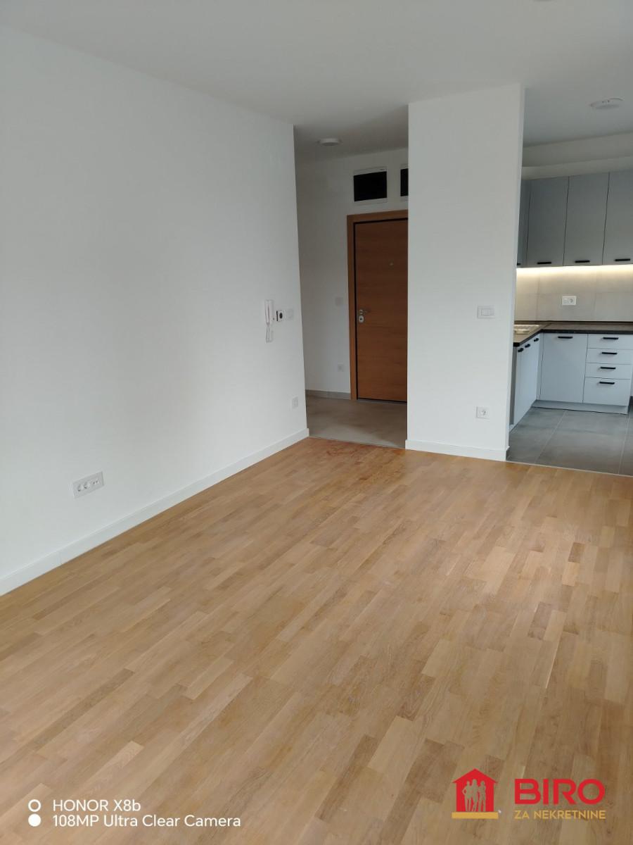 stan NOVI SAD - NOVO NASELJE - 1011723