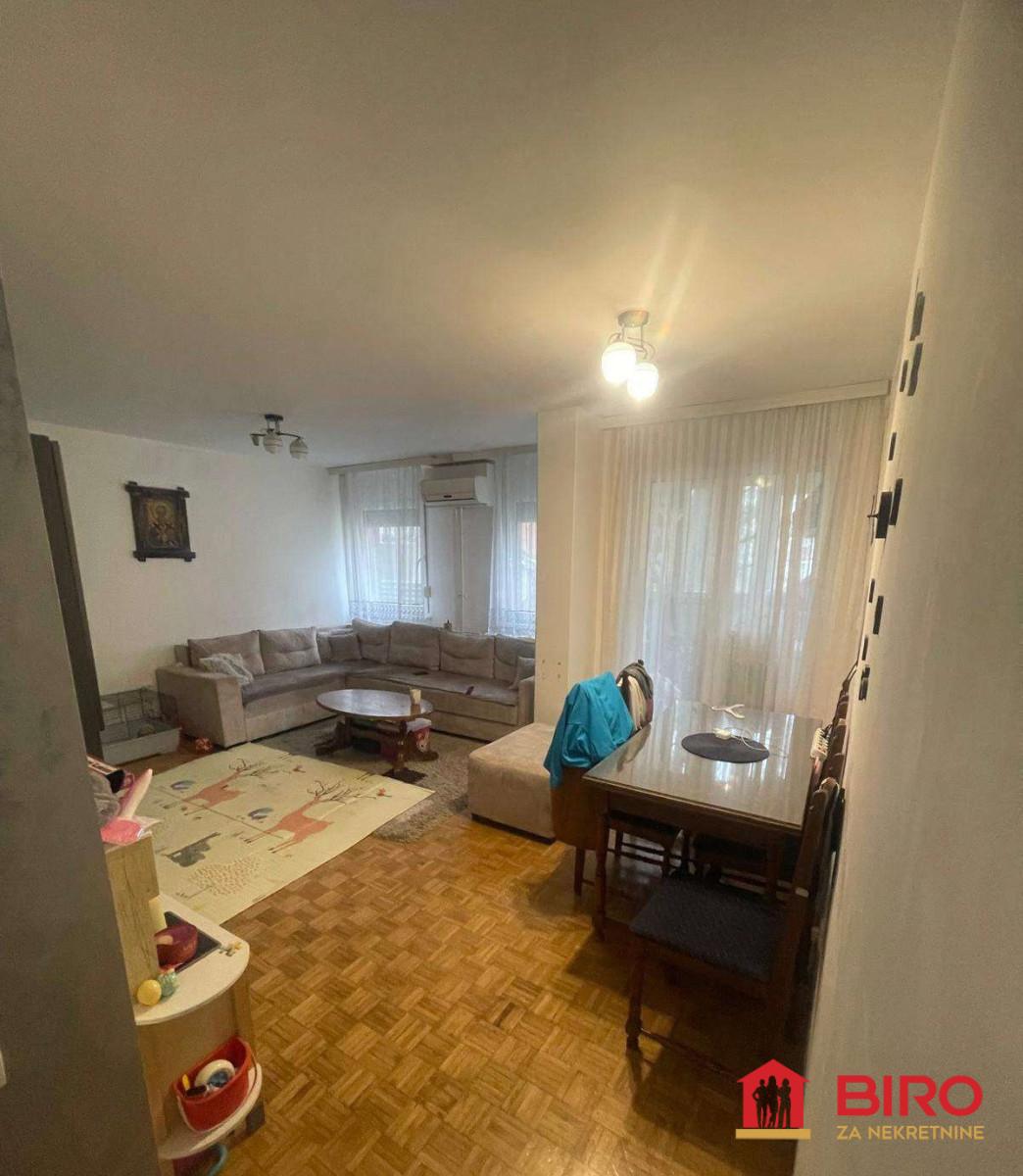 stan NOVI SAD - NOVO NASELJE - 1011745