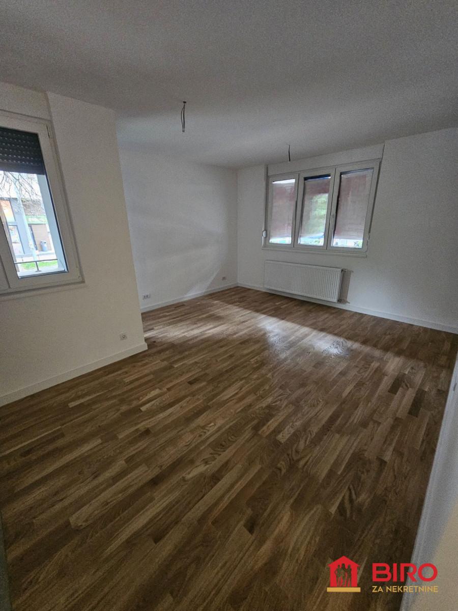 stan NOVI SAD - CENTAR - 1012024