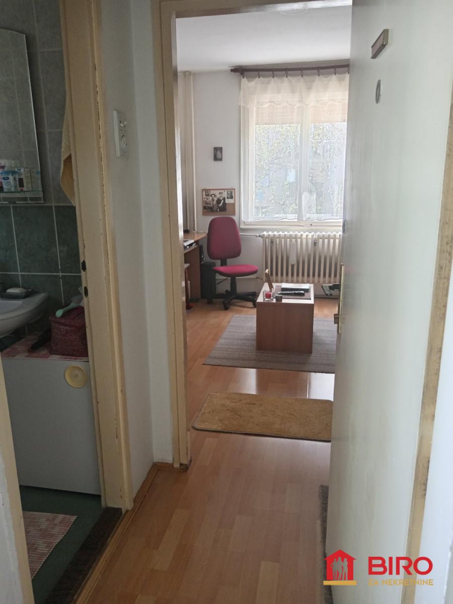 stan NOVI SAD - SAJAM - 1012132