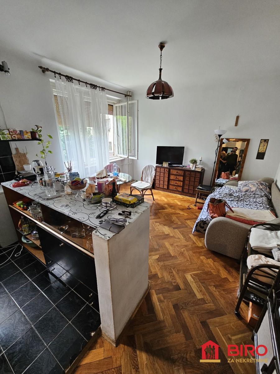 stan NOVI SAD - KEJ - 1012158