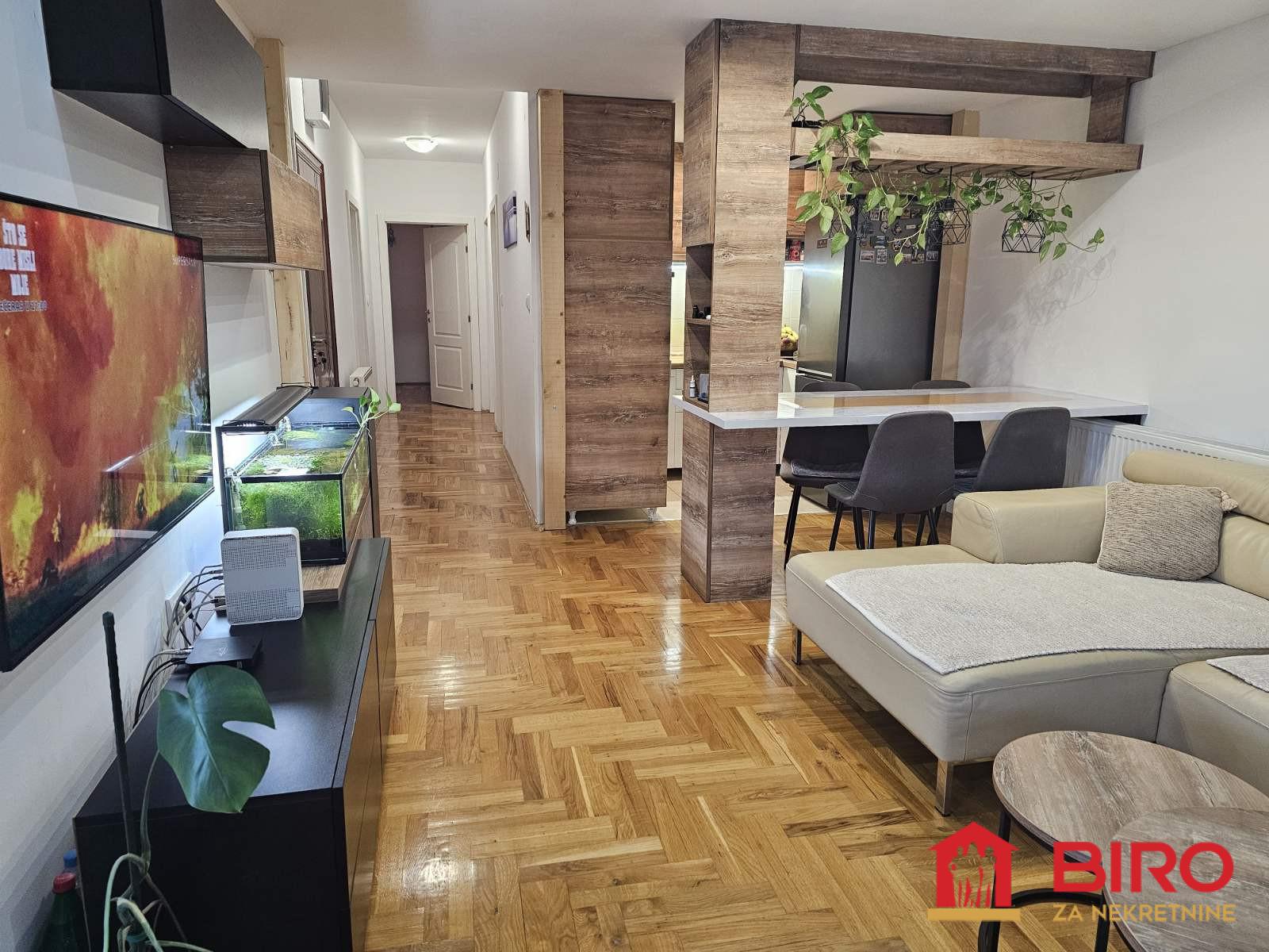 stan NOVI SAD - ADICE - 1012289