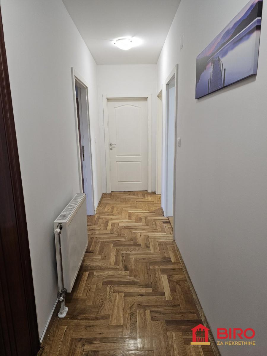 stan NOVI SAD - ADICE - 1012289