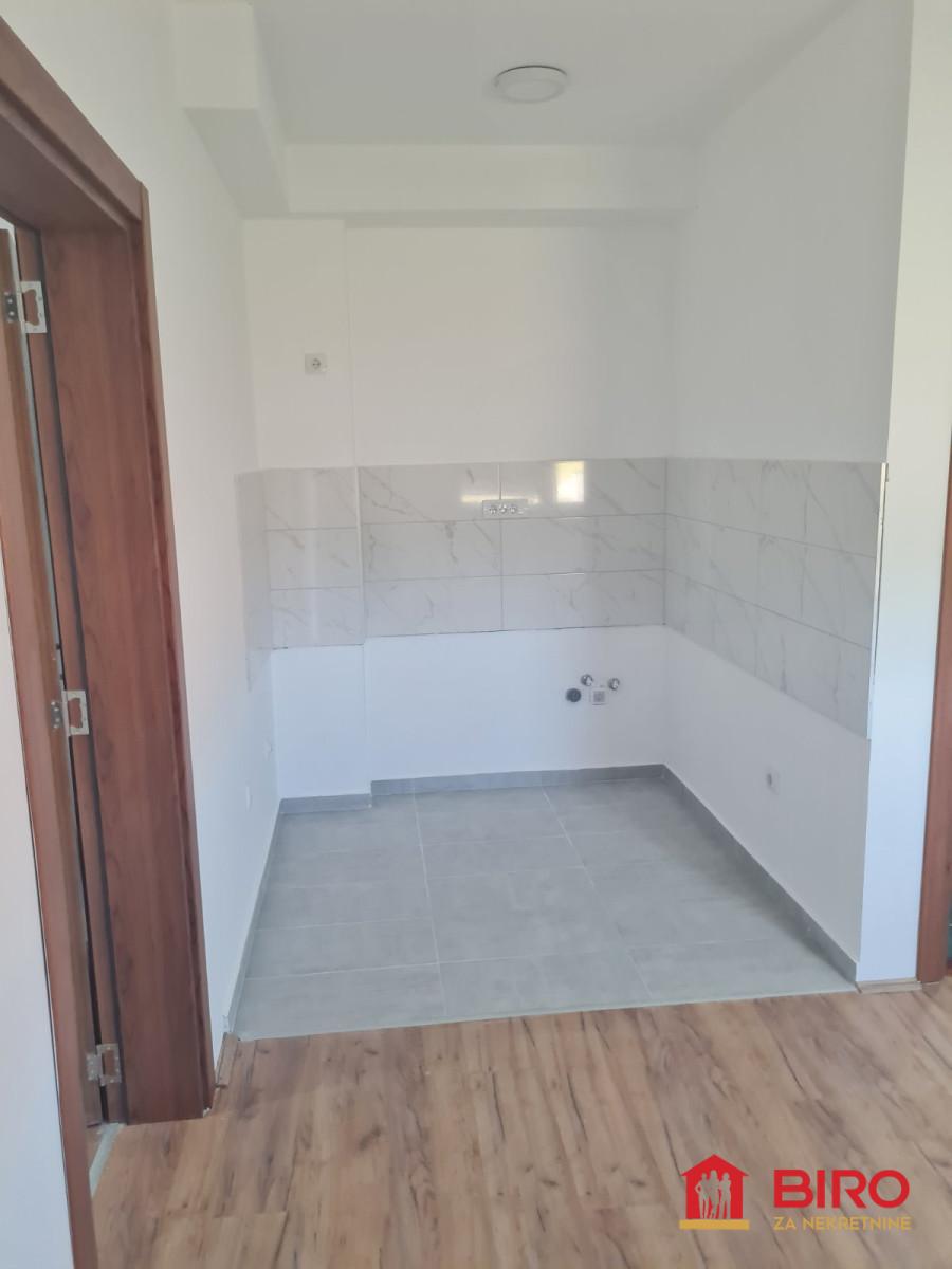 stan NOVI SAD - ADICE - 1012401
