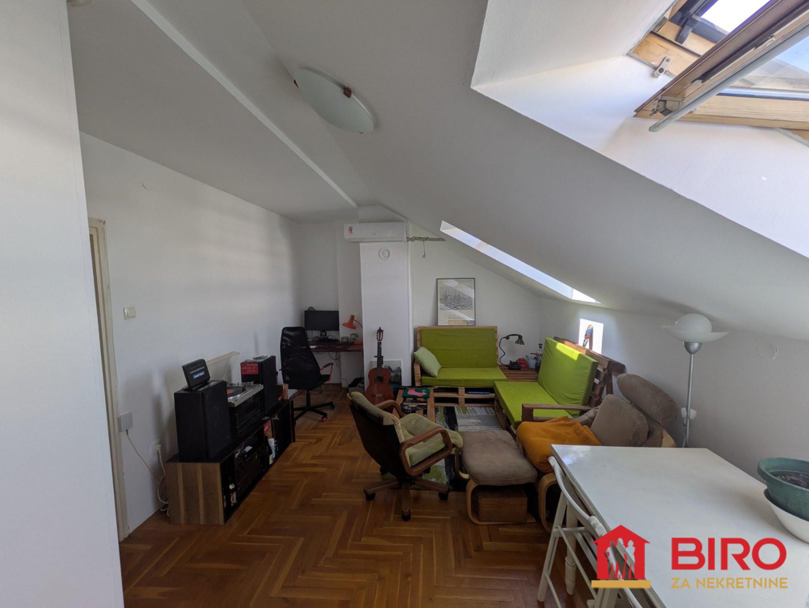 stan NOVI SAD - BULEVAR - 1012506