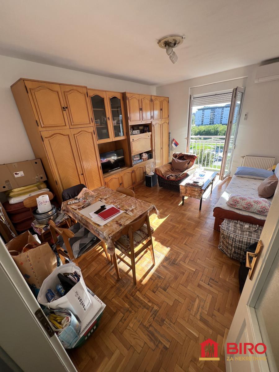 stan NOVI SAD - NOVA DETELINARA - 1012574