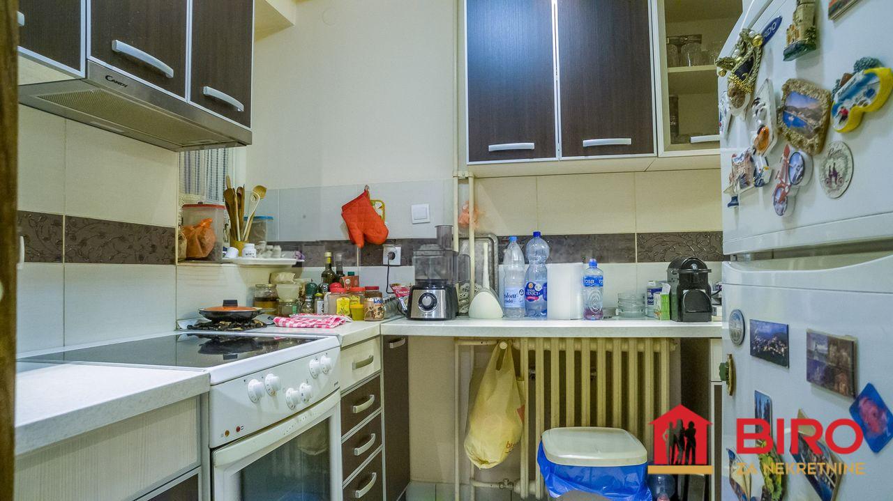 stan NOVI SAD - SOMBORSKI BULEVAR - 1012652